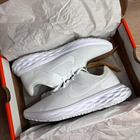 Nike Revolution 6 Women's Road Running Shoes - Picture 2 of 8